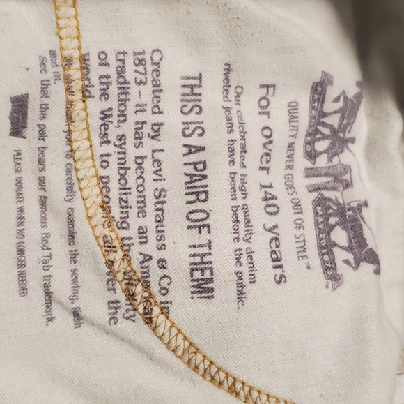 Levi Men Ripped Blue Jeans - Picture 8 of 10